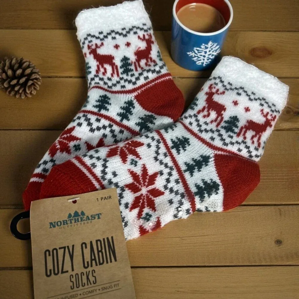 Northeast Outfitters Cozy Cabin Crew Socks Youth Small 10K-4 Reindeer NEW Comfy